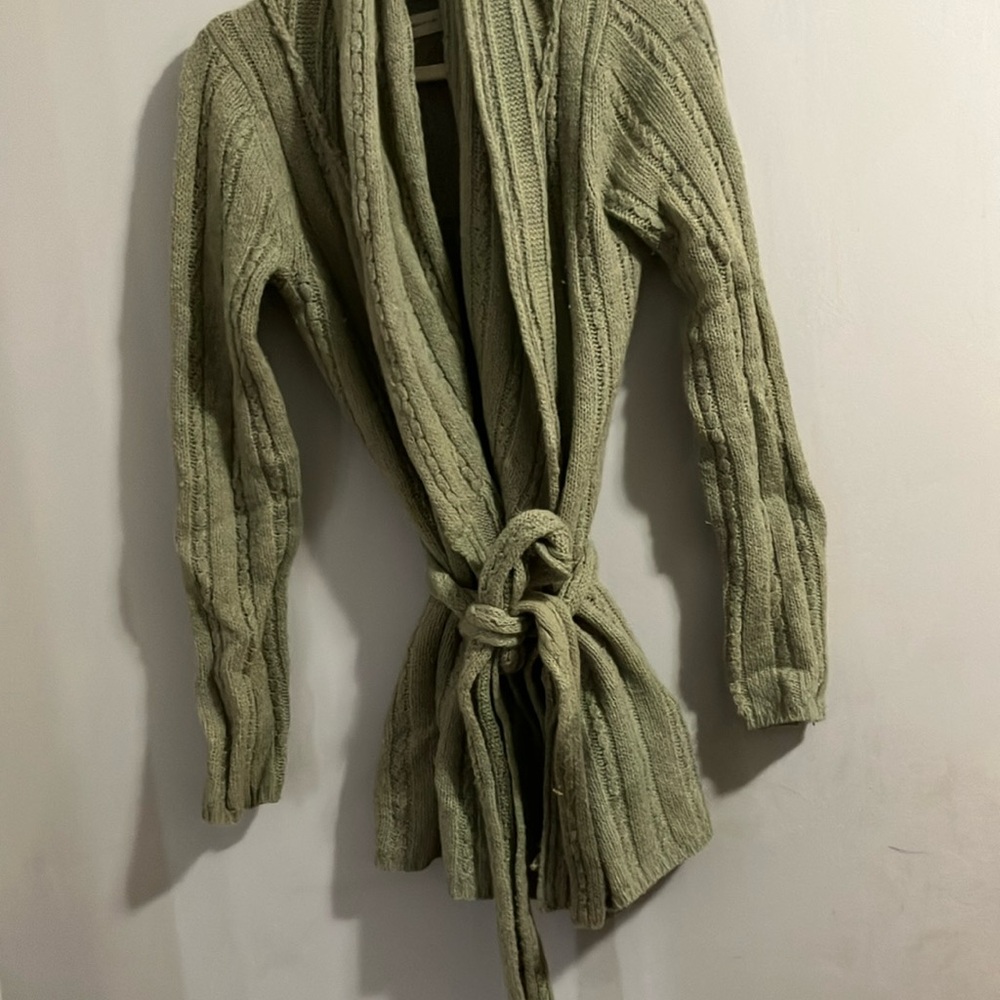 Excellent pre-owned Anthropologie brand Sleeping on snow size small cardigan